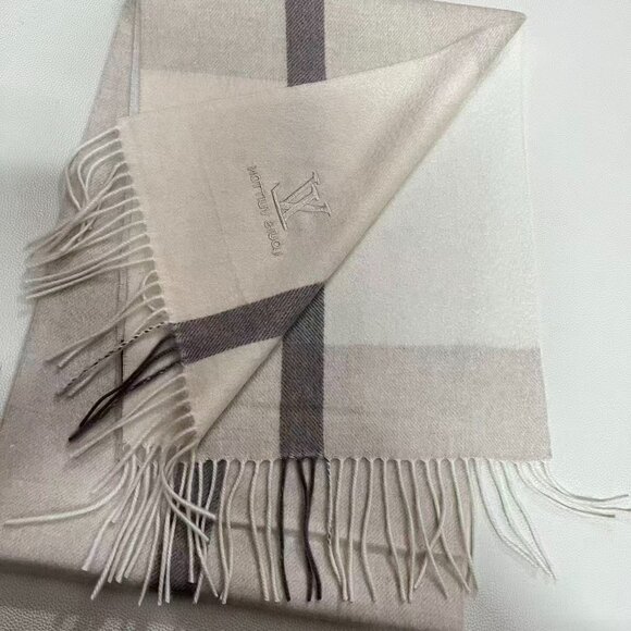 Louis Vuitton Cashmere Scarf - Picture 2 of 7